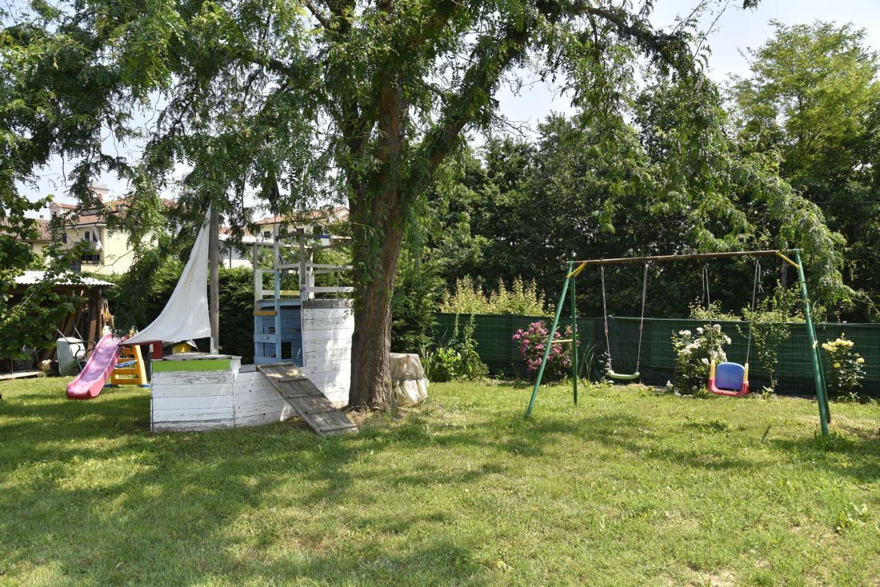 אסטי B&B La Riundela מראה חיצוני תמונה