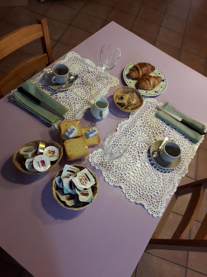 אסטי B&B La Riundela מראה חיצוני תמונה