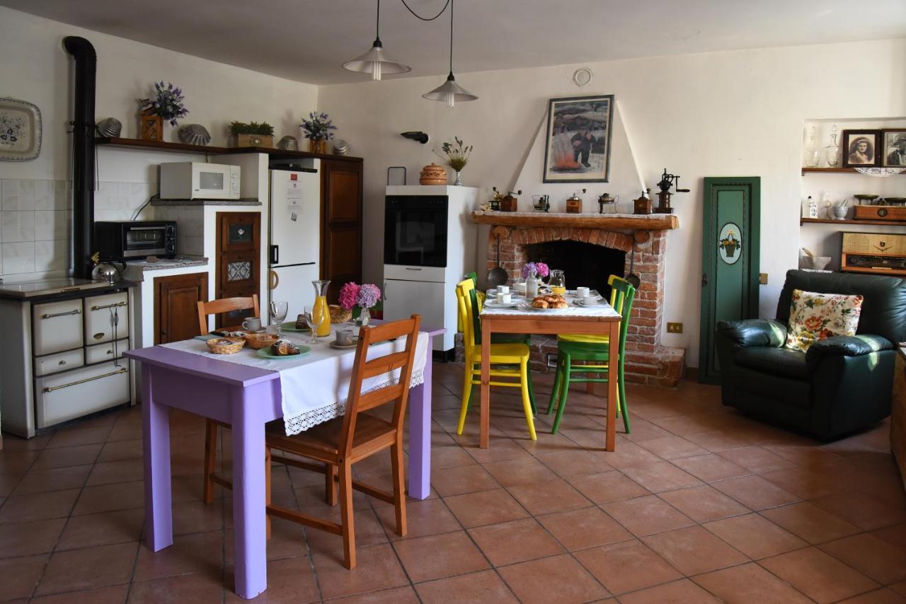אסטי B&B La Riundela מראה חיצוני תמונה